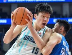 杨瀚森吸引NBA球探到场观战 明年具有NBA选秀资格