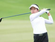 刘国梁女儿刘宇婕完成高尔夫LPGA首秀：奋斗往上冲就好了- 九球直播