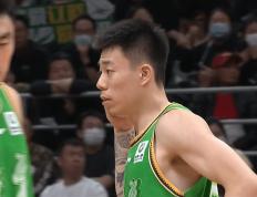 榜首战狂获胜18分，张镇麟27分成新王，曾凡博11中4，郭艾伦放心吧