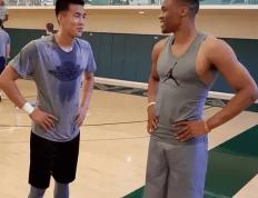 你别不信，耐克签约那么多NBA球星 但终身合同就3人 科比落选